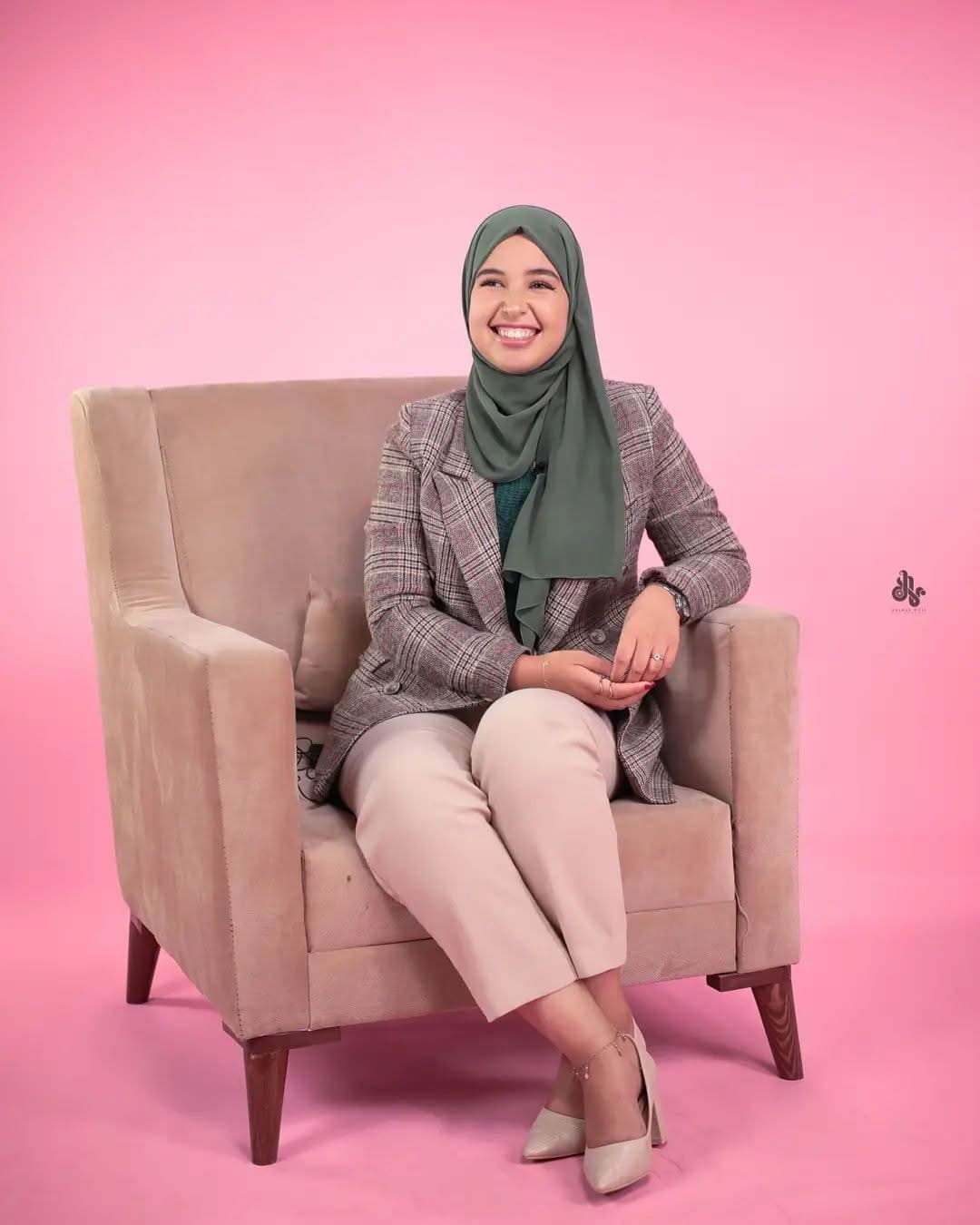 Loubna - Photographer